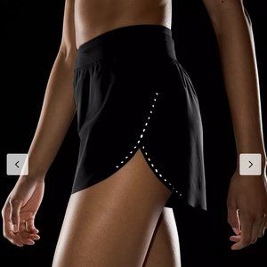 Lululemon - Find Your Pace High-Rise Lined Short 3" - Black sz 8